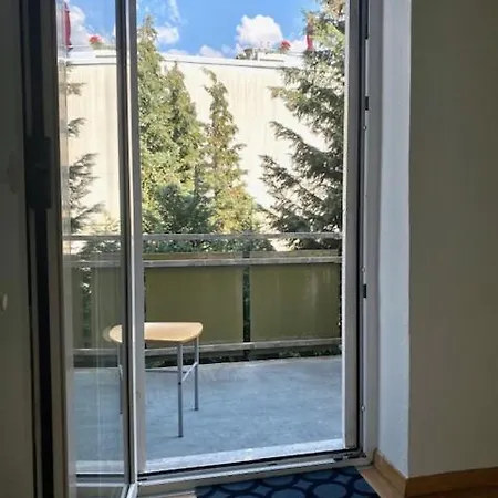 Industry - Appartement mit Balkon Cottbus Exterior foto